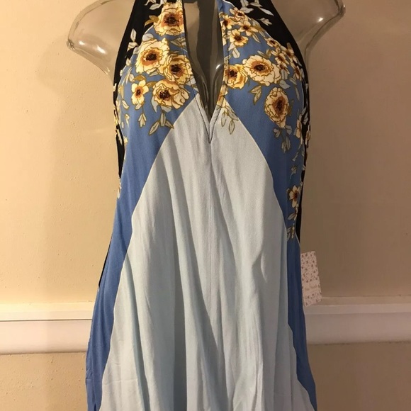 Free People - Picture 1 of 3